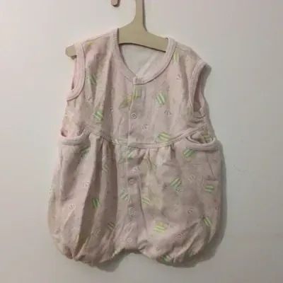 👶 Barboteuse bébé rose pâle – 12/18 mois – 100% coton